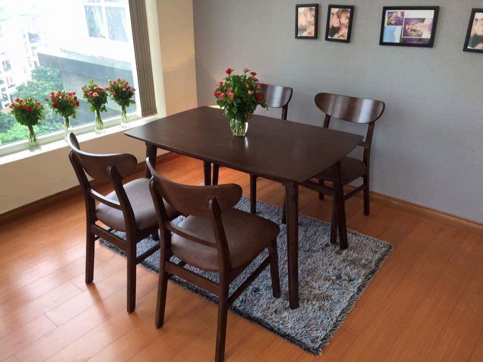Mẫu bàn ghế nhà hàng